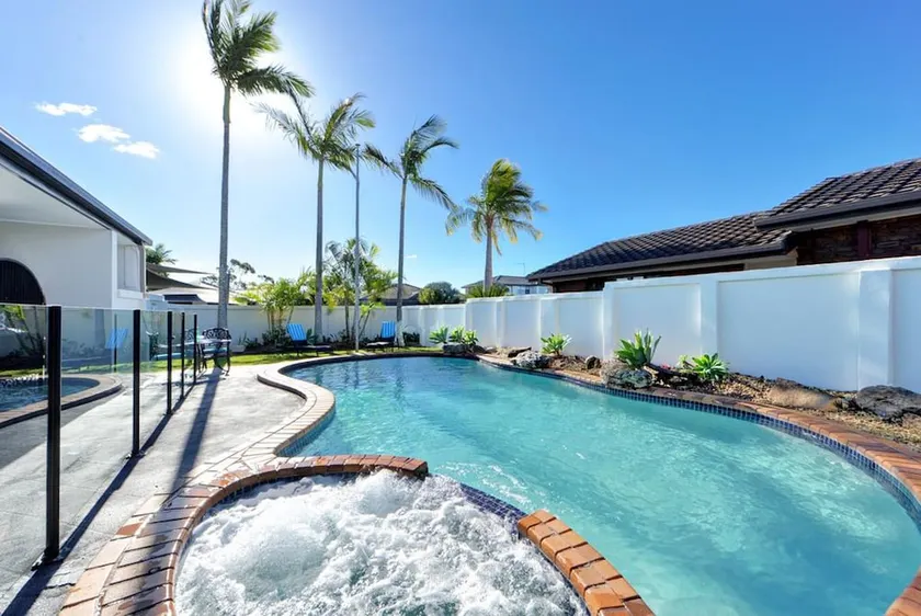 Mermaid Island Beach House - Image 1