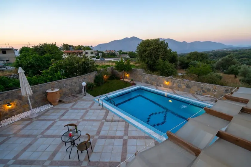 Mamas Villa - Image 1