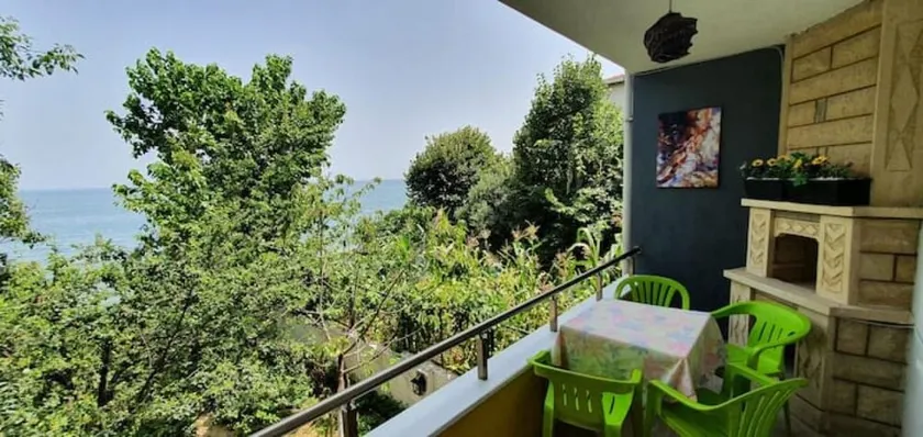 Seaside House With Splendid View in Tekirdag - Image 1