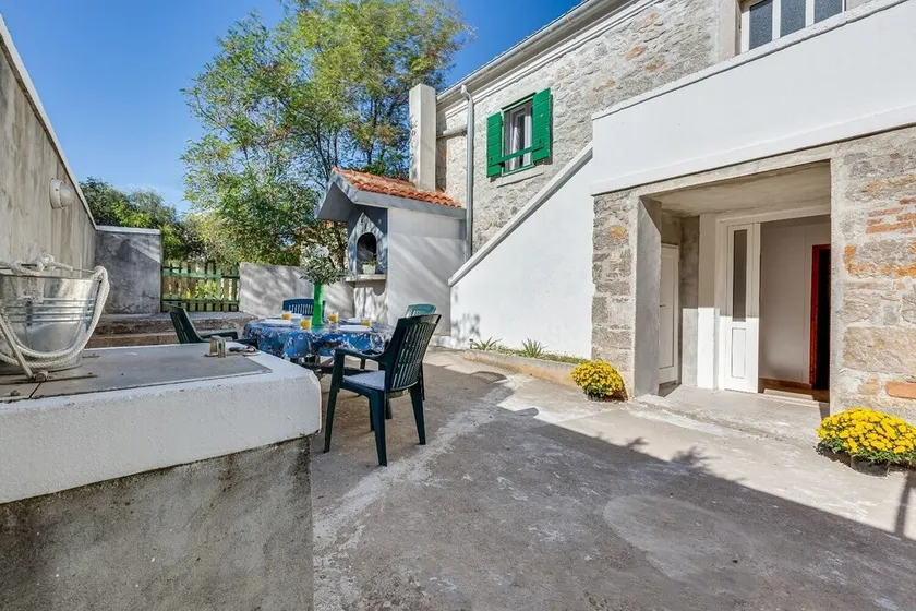 Holiday home Nada - peaceful - Image 1
