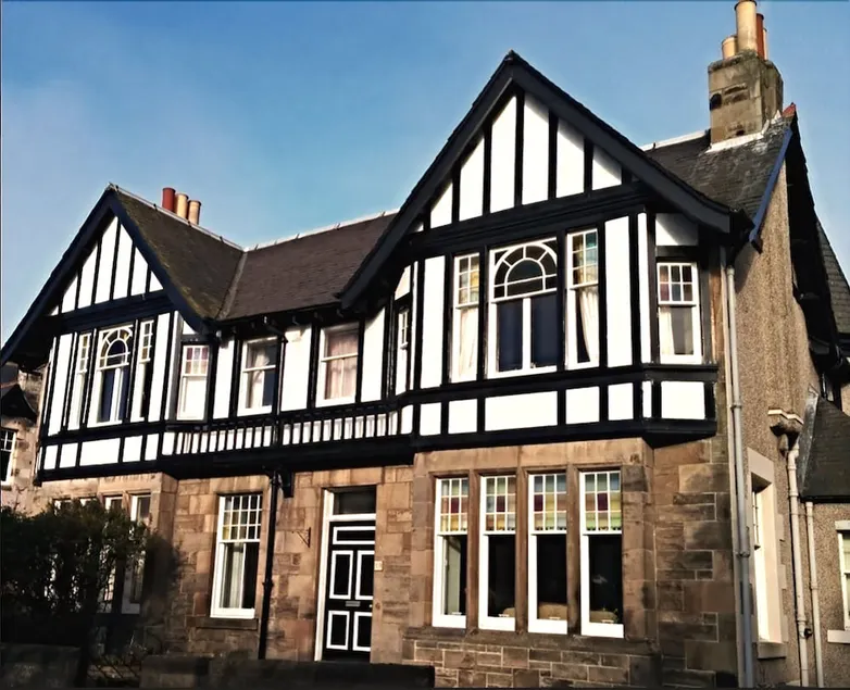 39C B&B - Image 1