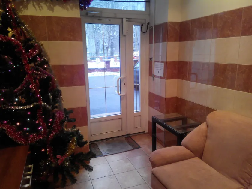Kreshchatyk Guesthouse - Image 1