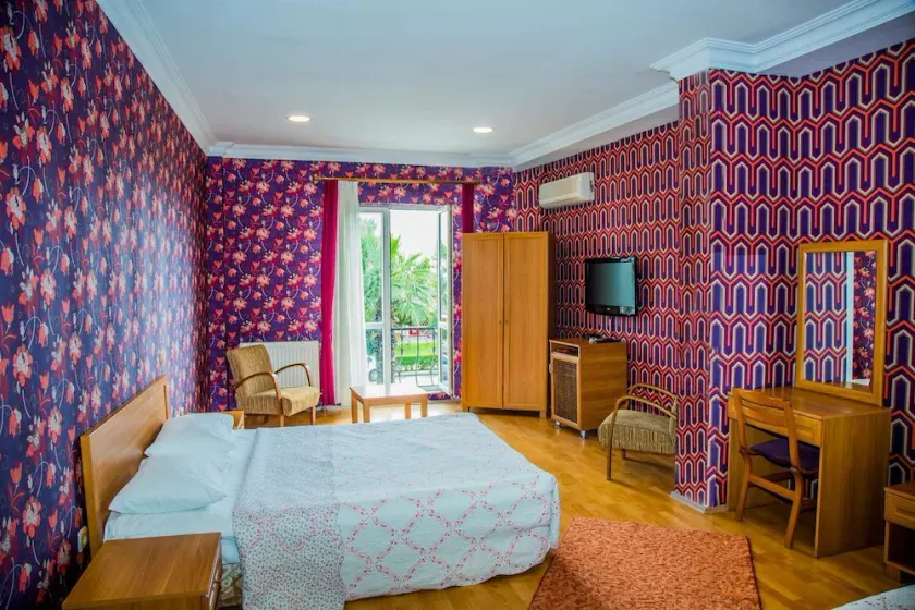 Azim Hotel - Image 1