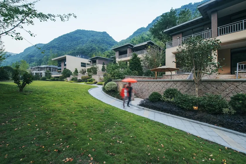 Jiuxi Cloud Valley Hotel - Image 1