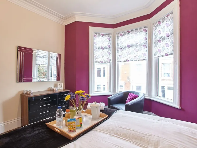 Farndale House - Image 1