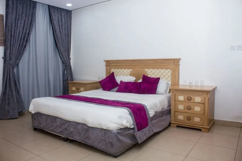 Almakan Hotel 107 - Image 1