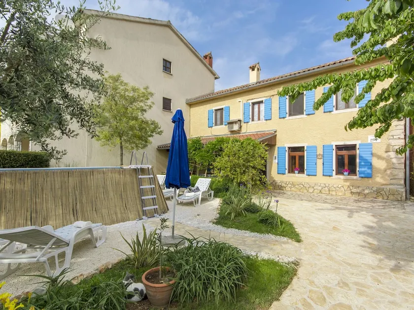 Charming Stone House in Sisan, With a Summer Kitchen, Private Garden and Pool - Image 1