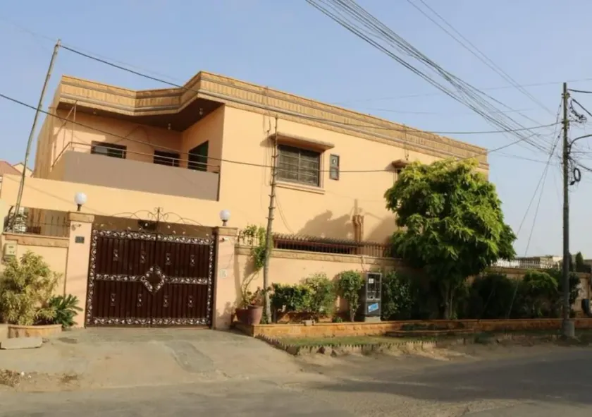 Seaview Guesthouse - Image 1