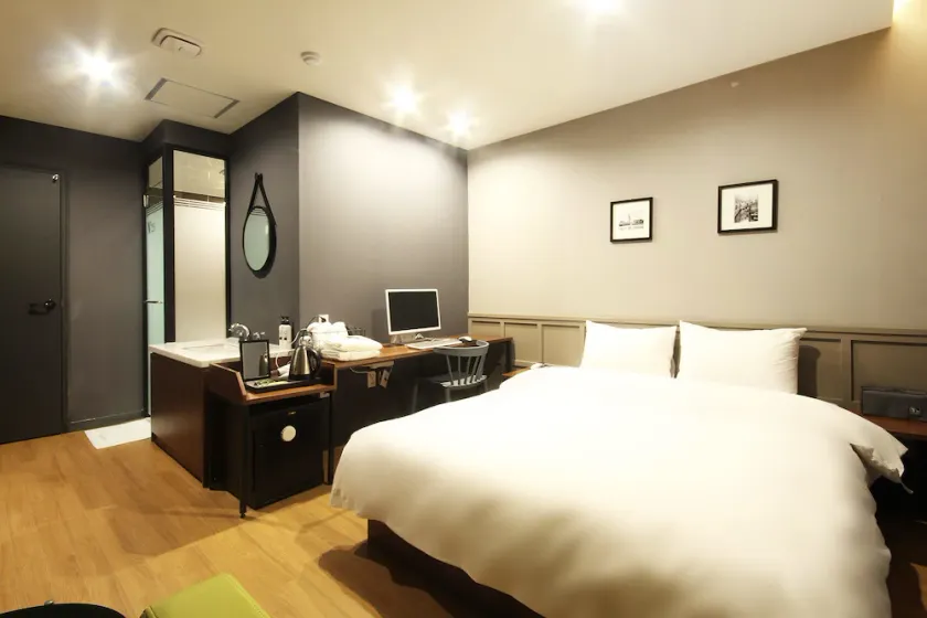 No.25 Hotel Convention Changwon - Image 1