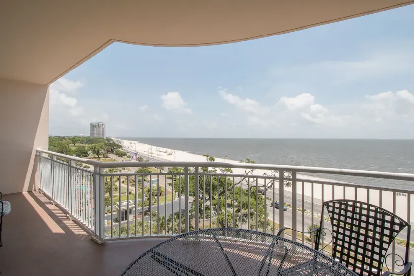 Legacy Ii 604 Apartment - Image 1