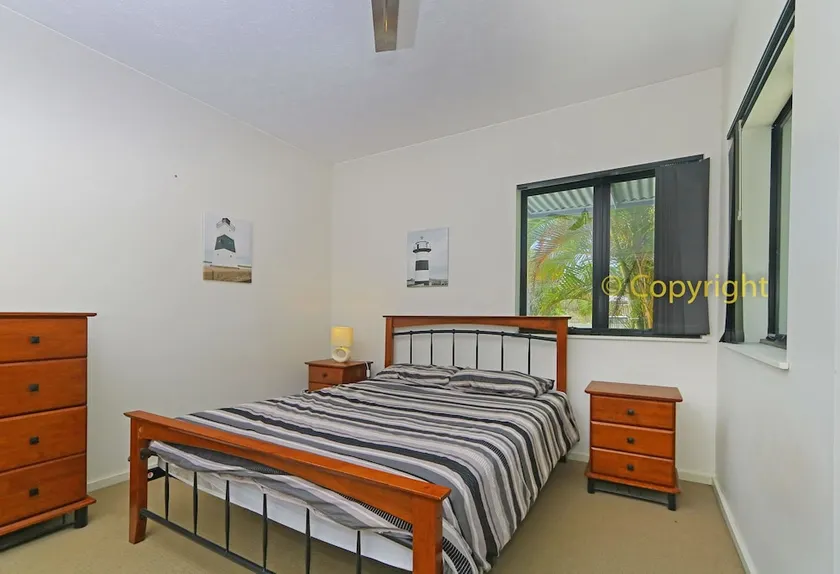 Serenity 3 Bedroom Holiday Apartment - Image 1