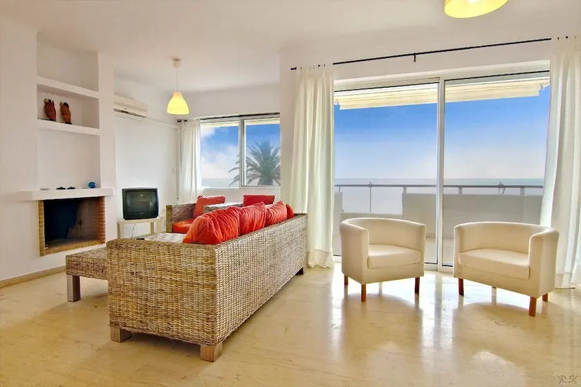 Villa White Coral - Image 1