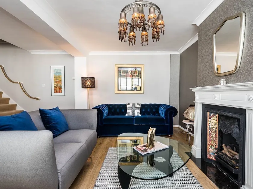 Kensington Mews House - Image 1