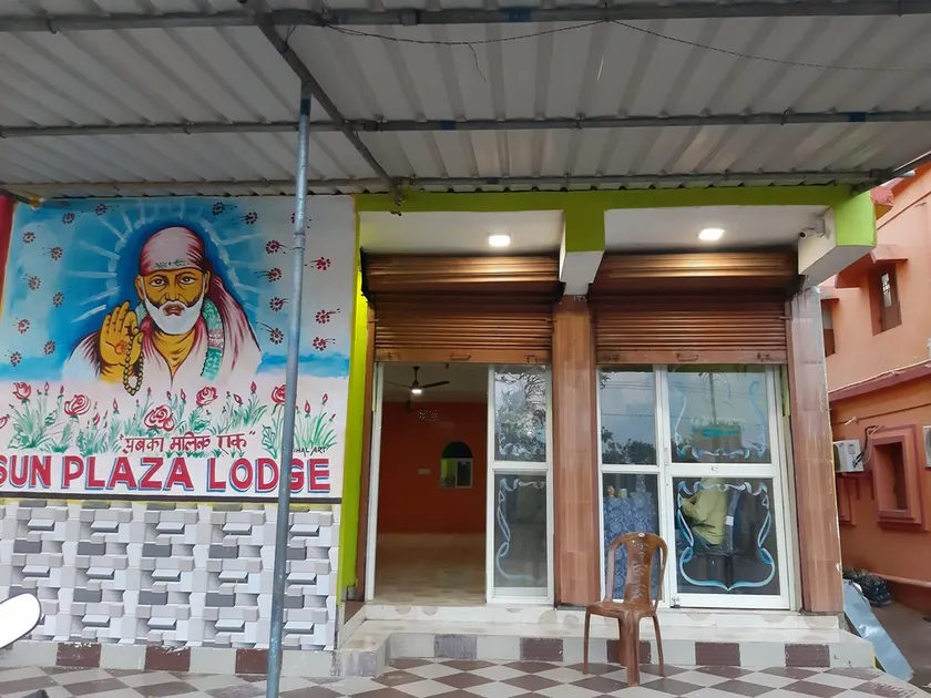 Goroomgo Sun Plaza Lodge Konark - Near Konark Sun Temple - Image 1