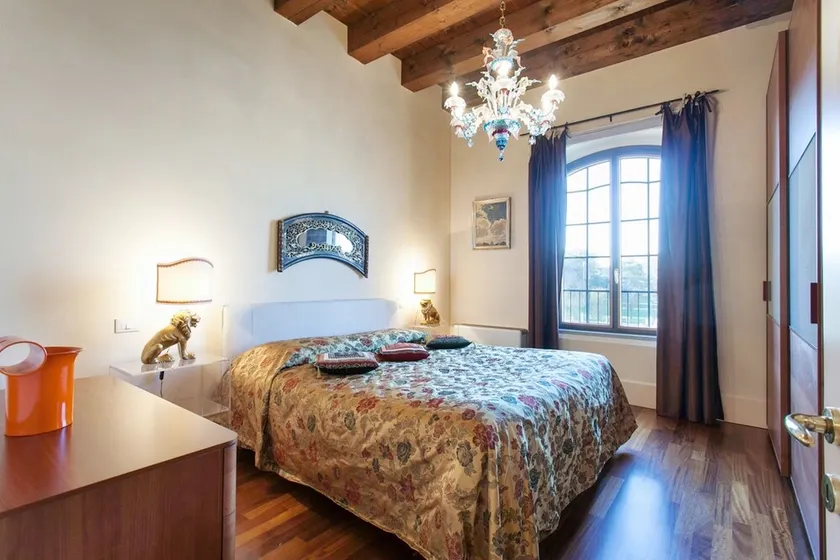 Stucky 2 - WR Apartments - Image 1