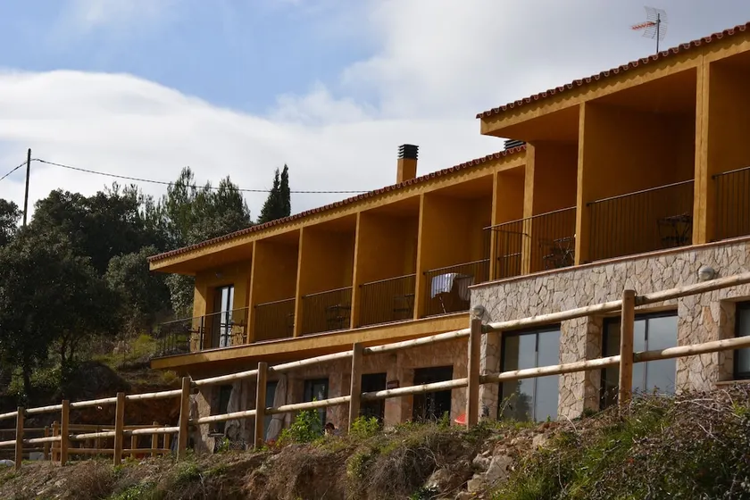 Hotel Rural Cor de Prades - Image 1