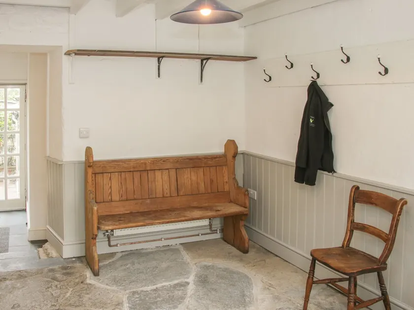 Lantern House - Image 1