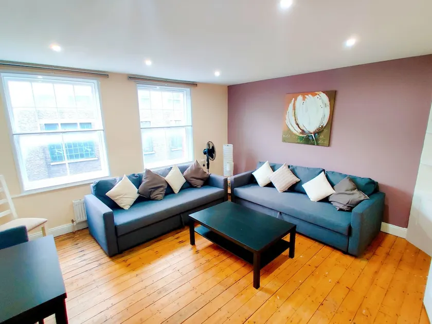 Brick Lane 1 bedroom Apartment near to Liverpool St - Image 1