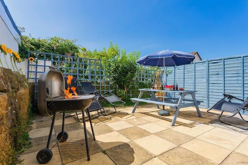 Braunton Blue Dolphin Cottage - Image 1