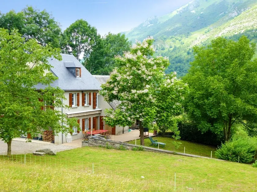 House With in Campan With Wonderful Mountain View Enclose - Image 1