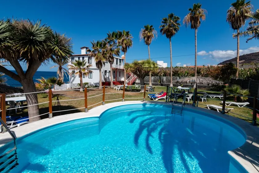 Apartamentos Costa Bayana - Image 1