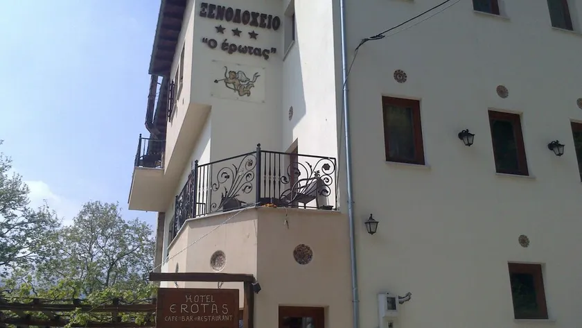 Erotas Hotel - Image 1