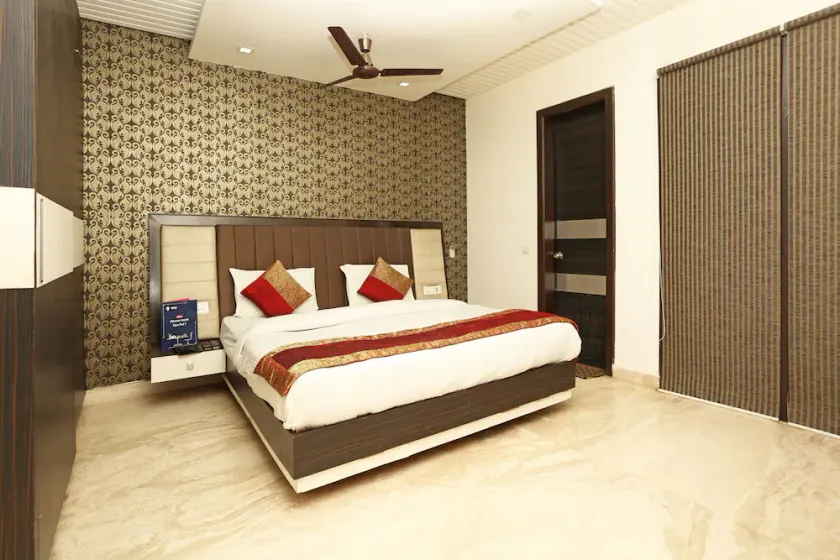 OYO Rooms Hotel Atithee Residency - Image 1