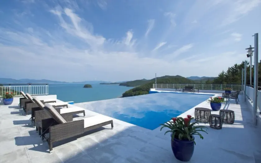 Yeosu Querencia Resort - Image 1