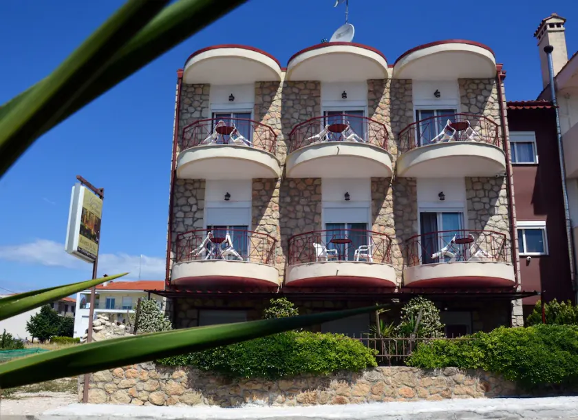 Giorgio Apartments - Image 1