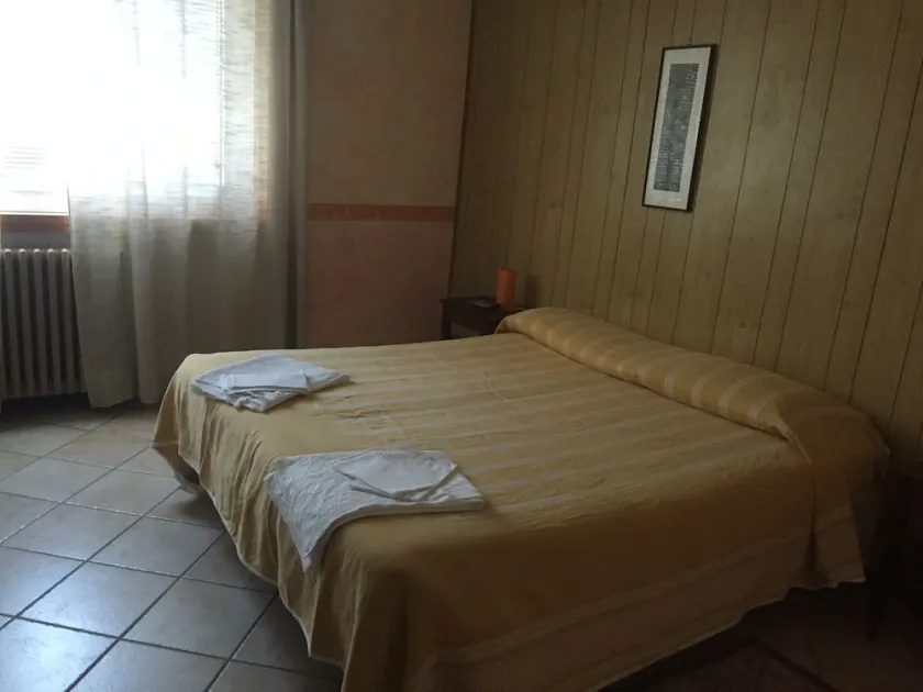 Albergo La Grolla - Image 1