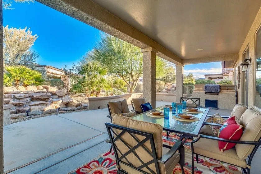 Sun City Grand 55+! Tranquil Yard! Amenities Galore! 3/2! 30 Night Minimum Stay! by Redawning - Image 1