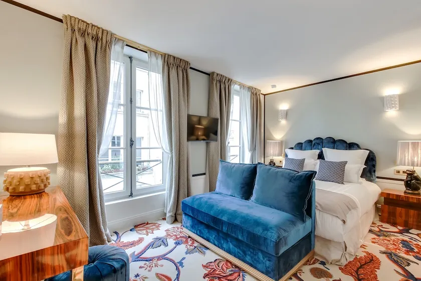 Pick A Flat's - A Bedroom in Le Marais - Image 1