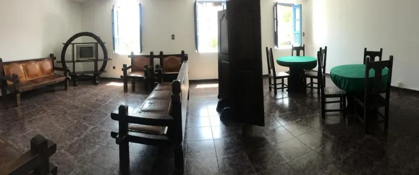Hotel Elite - Image 1