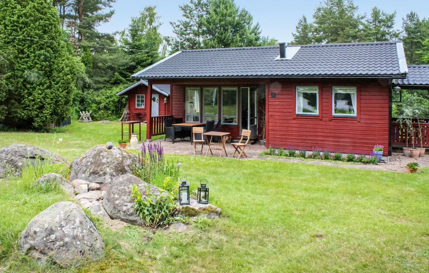 6 Person Holiday Home in Monsteras - Image 1