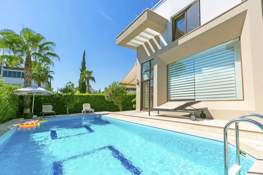 Paradise Town Villa Elite - Image 1