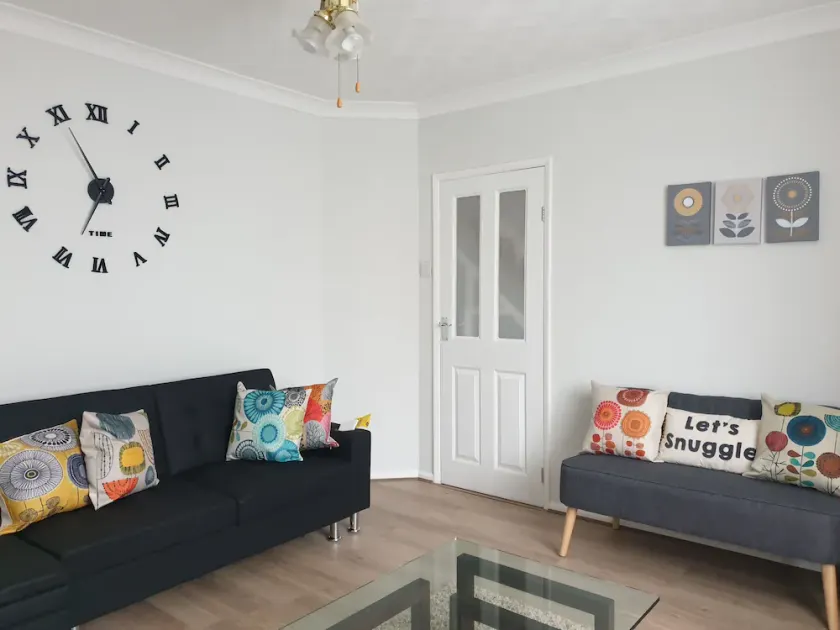 Remarkable 3-bed House in Ipswich - Image 1