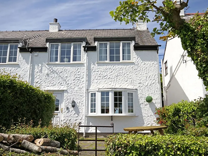 Charter Cottage - Image 1