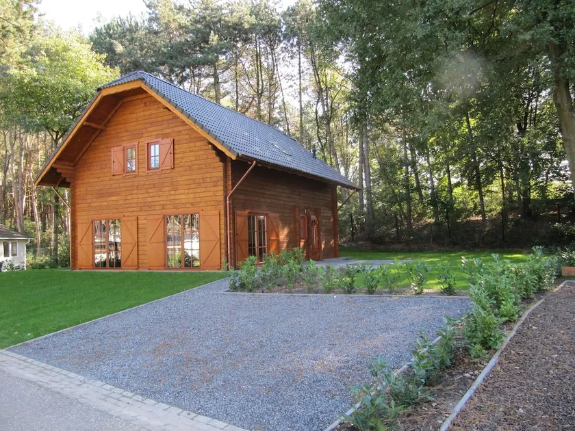 Wooden chalet with a dishwasher, located in the Achterhoek - Image 1