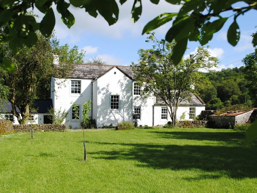 Old School House - Image 1