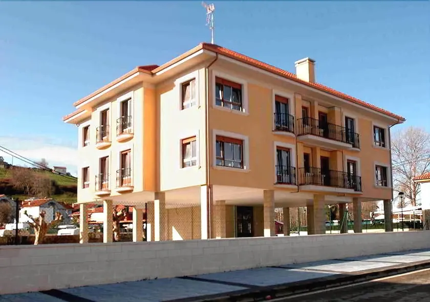 Costa Costa - Image 1