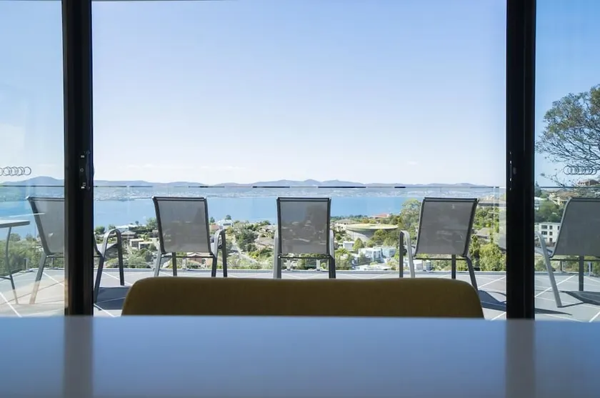 Amazing Sea Views Luxury Guest House - Image 1