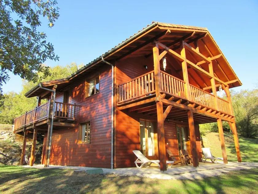 Secluded Holiday Home With Dishwasher, Close to Sarlat - Image 1
