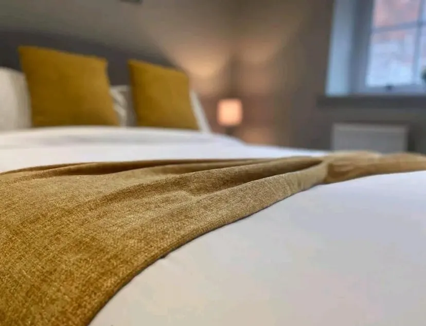Exquisite, Cosy 2-bed Apartment in Salford - Image 1