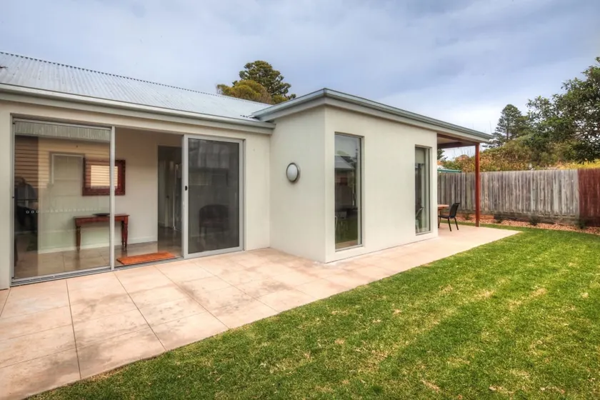 Wishart Cottage - Image 1