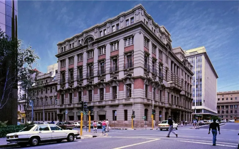 Rand Club Hotel - Image 1