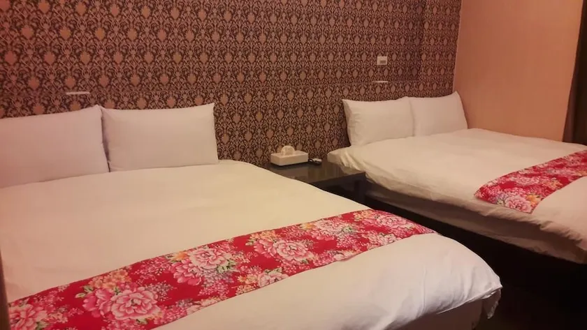 Luodong Night Market Yis B&B - Image 1