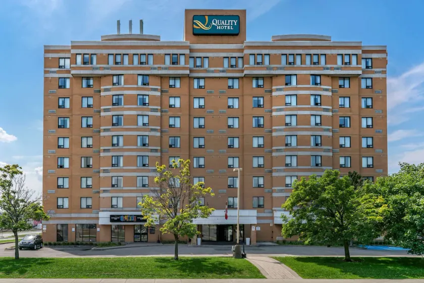 Quality Montreal East - Image 1