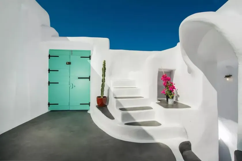 Two Bedroom Villa With Private Indoor Cave Pool - Image 1