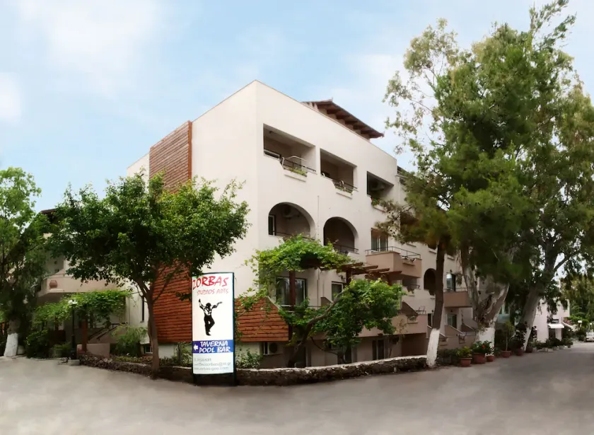 Zorbas Hotel - Image 1