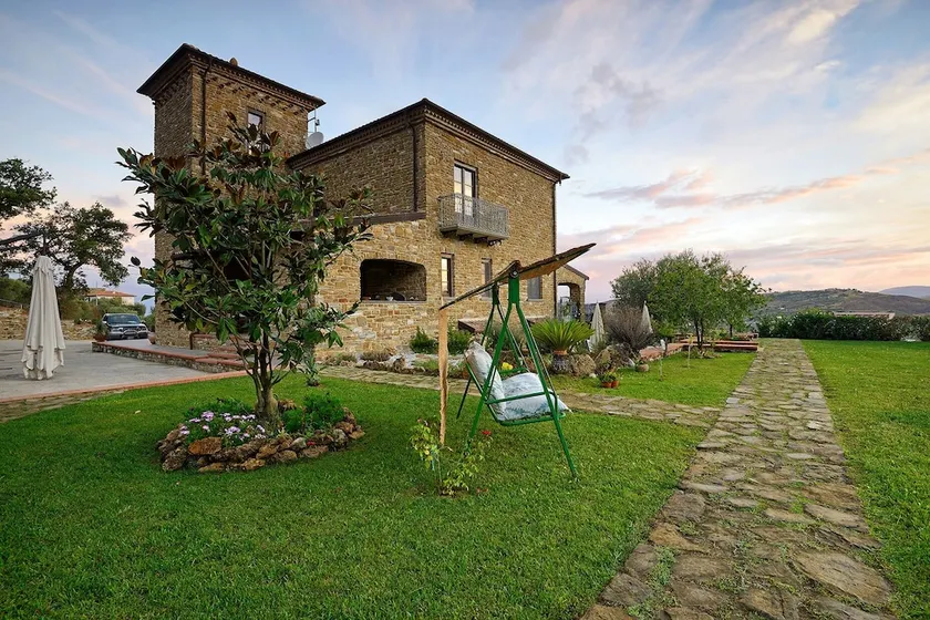 Casale San Pietro - Image 1